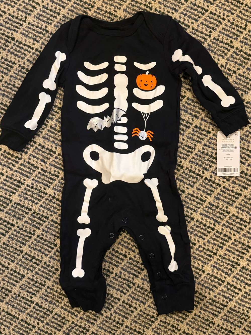 Carter's Black Skeleton Pumpkin & Bat One-Piece baby Bodysuit, NWT